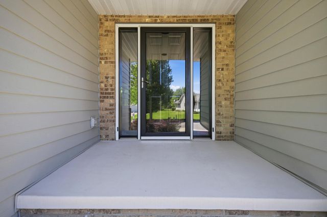 1406 26th Street SW, Austin, MN 55912