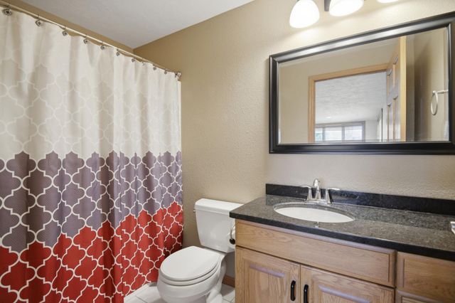1406 26th Street SW, Austin, MN 55912