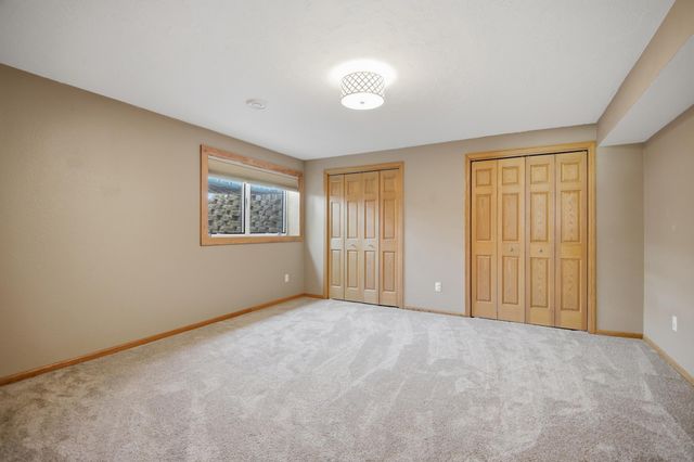 1406 26th Street SW, Austin, MN 55912