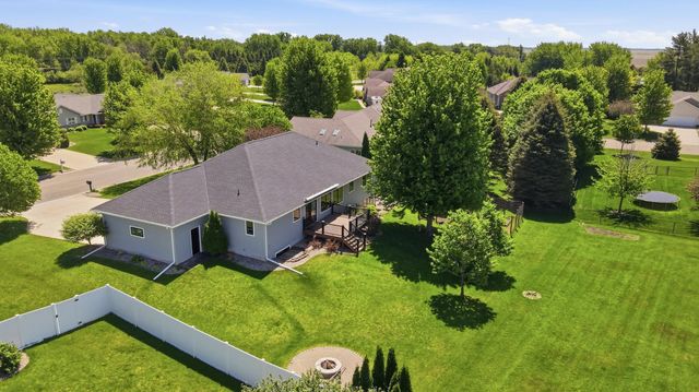1406 26th Street SW, Austin, MN 55912