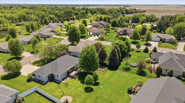 1406 26th Street SW, Austin, MN 55912