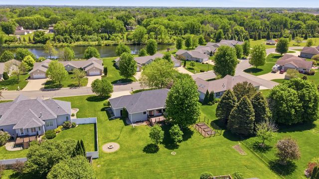 1406 26th Street SW, Austin, MN 55912
