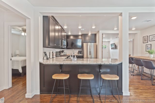 938 S Sandusky Avenue, Tulsa, OK 74112