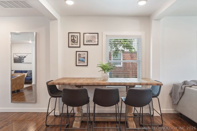 938 S Sandusky Avenue, Tulsa, OK 74112