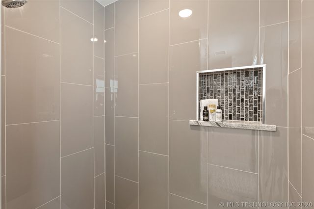 938 S Sandusky Avenue, Tulsa, OK 74112