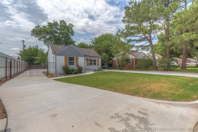 938 S Sandusky Avenue, Tulsa, OK 74112