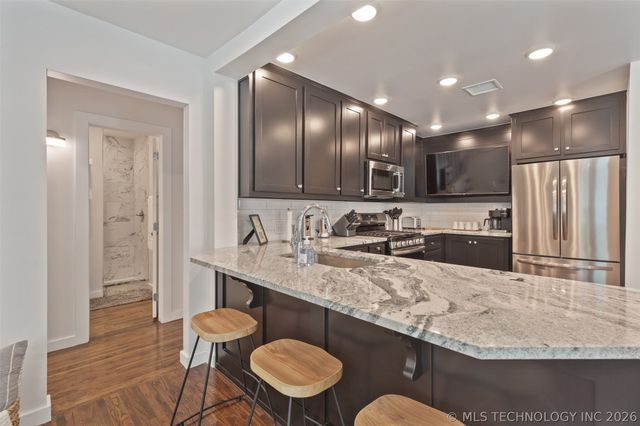 938 S Sandusky Avenue, Tulsa, OK 74112