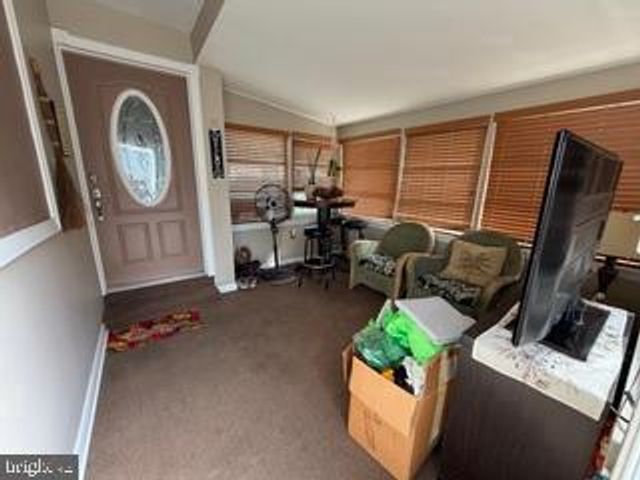 729 WOODTOP RD, Wilmington, DE 19804
