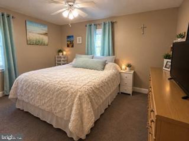 729 WOODTOP RD, Wilmington, DE 19804
