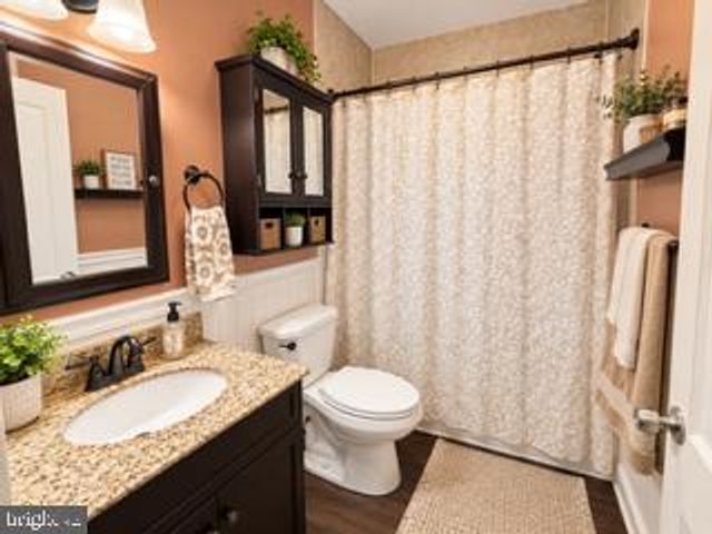 729 WOODTOP RD, Wilmington, DE 19804