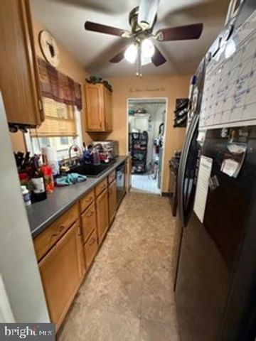 729 WOODTOP RD, Wilmington, DE 19804