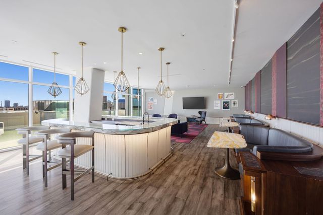 4521 San Felipe Street 1704, Houston, TX 77027