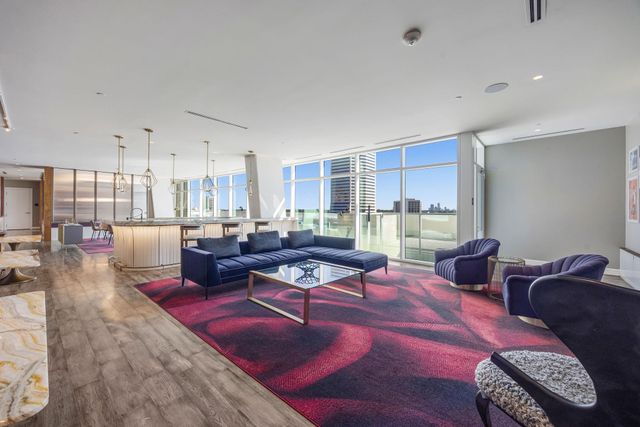 4521 San Felipe Street 1704, Houston, TX 77027