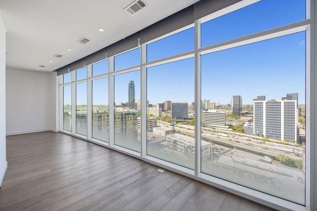 4521 San Felipe Street 1704, Houston, TX 77027