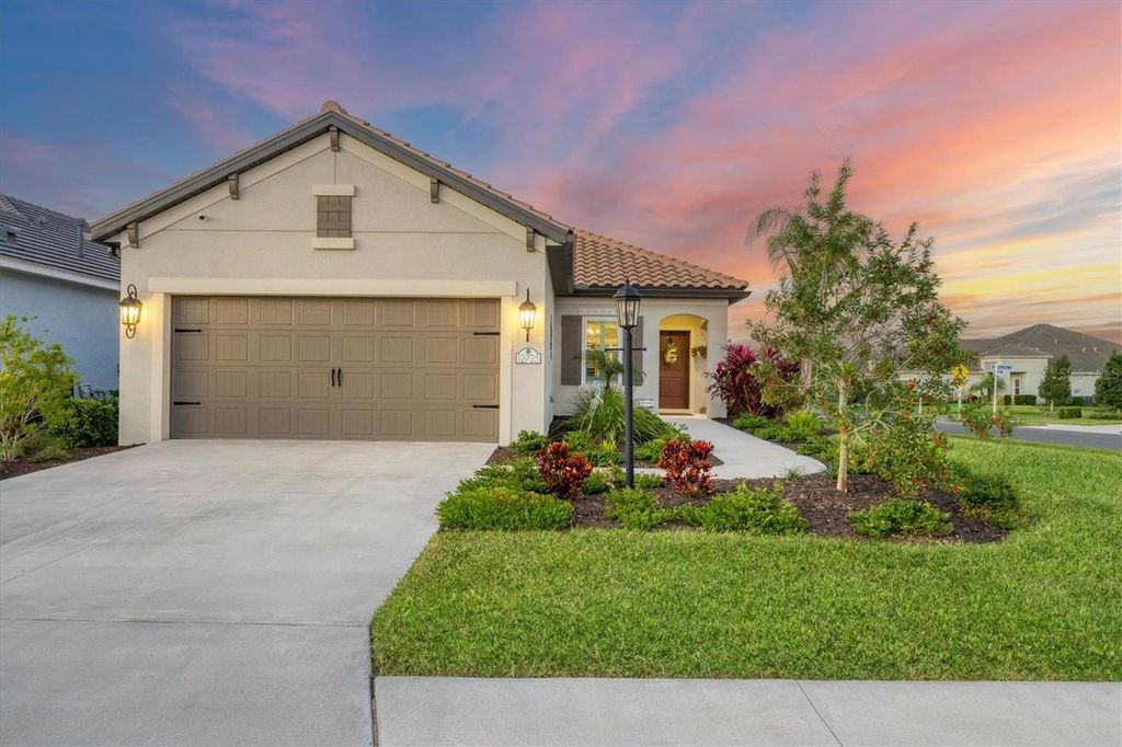 12735 AQUAMARINE AVENUE, Bradenton, FL 34211