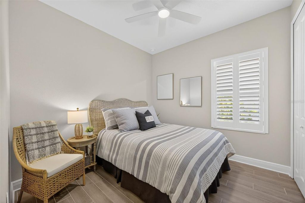 Image 20 of property listing at 12735 AQUAMARINE AVENUE, Bradenton, FL 34211