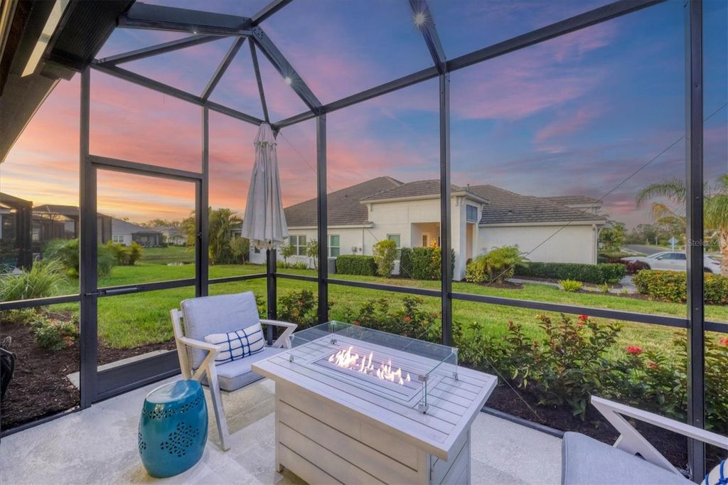 Image 27 of property listing at 12735 AQUAMARINE AVENUE, Bradenton, FL 34211