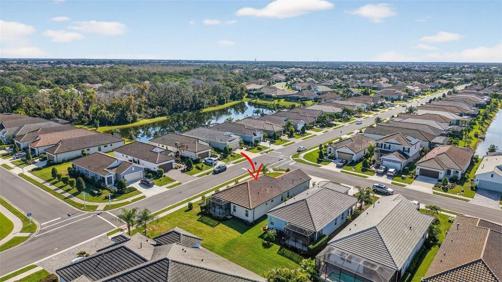 Image 33 of property listing at 12735 AQUAMARINE AVENUE, Bradenton, FL 34211