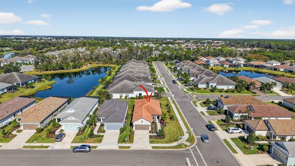 Image 53 of property listing at 12735 AQUAMARINE AVENUE, Bradenton, FL 34211