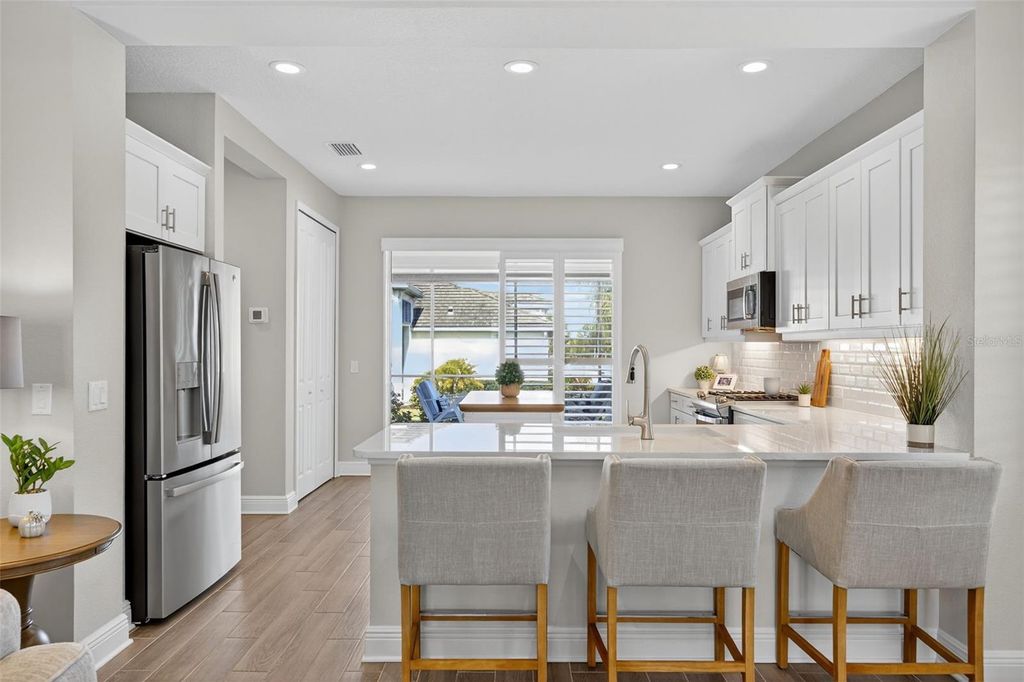 Image 7 of property listing at 12735 AQUAMARINE AVENUE, Bradenton, FL 34211