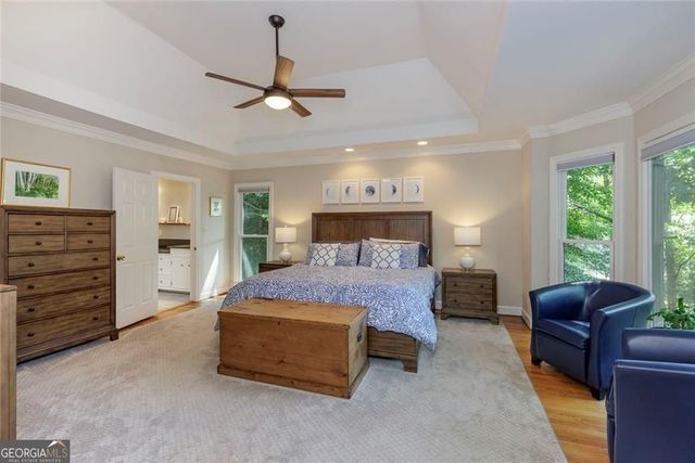 450 Greenlaurel Drive NE, Sandy Springs, GA 30342