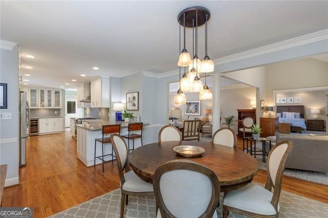 450 Greenlaurel Drive NE, Sandy Springs, GA 30342