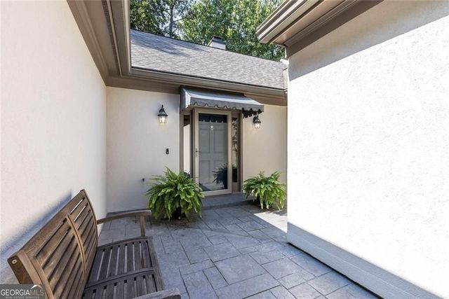 450 Greenlaurel Drive NE, Sandy Springs, GA 30342