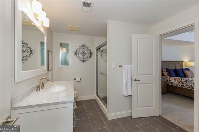 450 Greenlaurel Drive NE, Sandy Springs, GA 30342