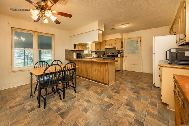 1129 W Main St, Austin, AR 72007