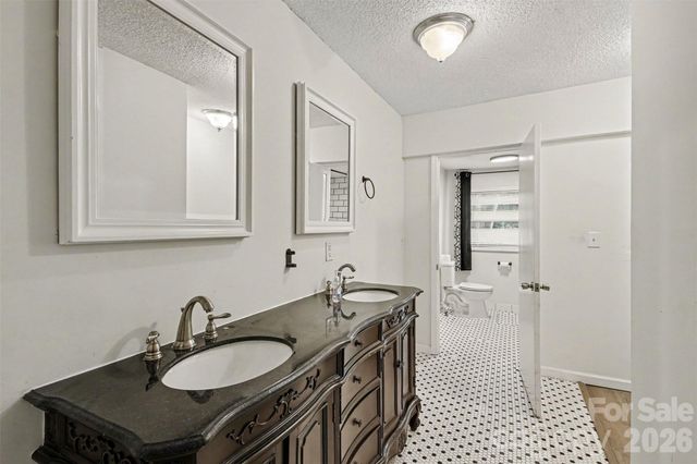 151 Central Avenue, Norwood, NC 28128