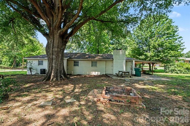 151 Central Avenue, Norwood, NC 28128
