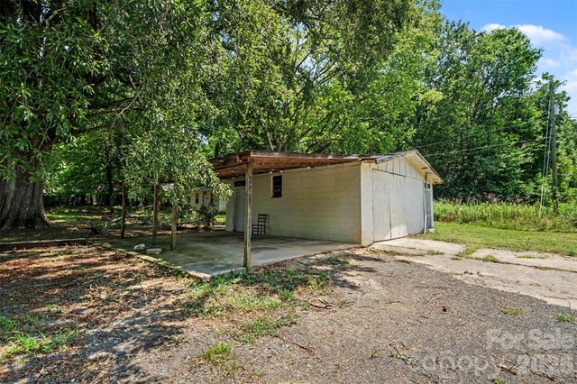 151 Central Avenue, Norwood, NC 28128