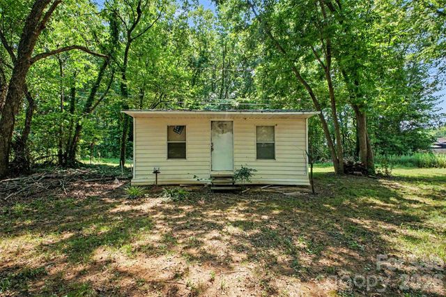 151 Central Avenue, Norwood, NC 28128