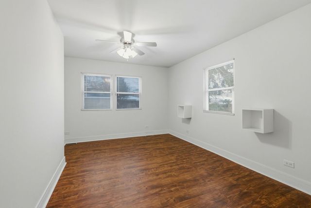 10111 S Eberhart Avenue, Chicago, IL 60628