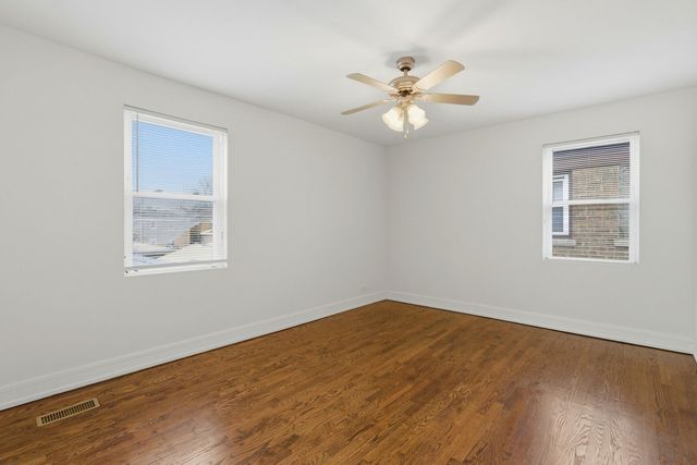 10111 S Eberhart Avenue, Chicago, IL 60628