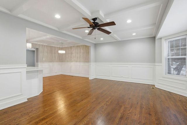 10111 S Eberhart Avenue, Chicago, IL 60628