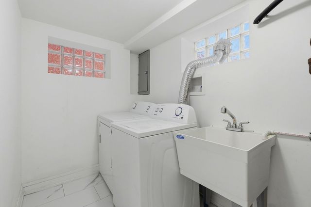 10111 S Eberhart Avenue, Chicago, IL 60628