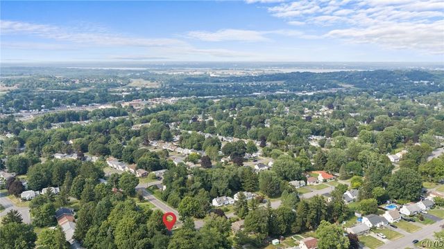 108 Sutton Drive, Camillus, NY 13219
