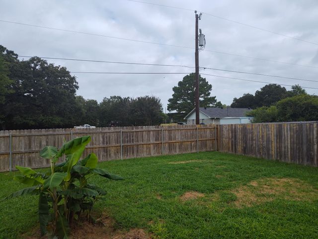 121 Rudder Road, Gun Barrel City, TX 75156
