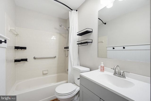 6660 HUNTER RD, Elkridge, MD 21075