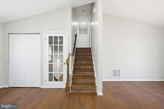 6660 HUNTER RD, Elkridge, MD 21075