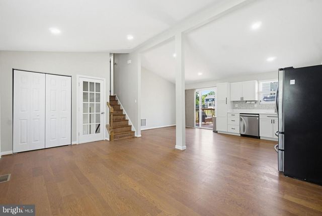 6660 HUNTER RD, Elkridge, MD 21075