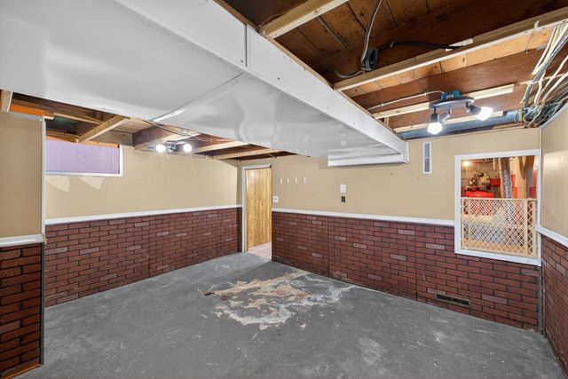 701 10th Avenue SE, Austin, MN 55912