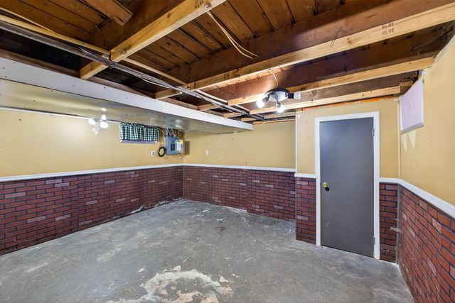 701 10th Avenue SE, Austin, MN 55912