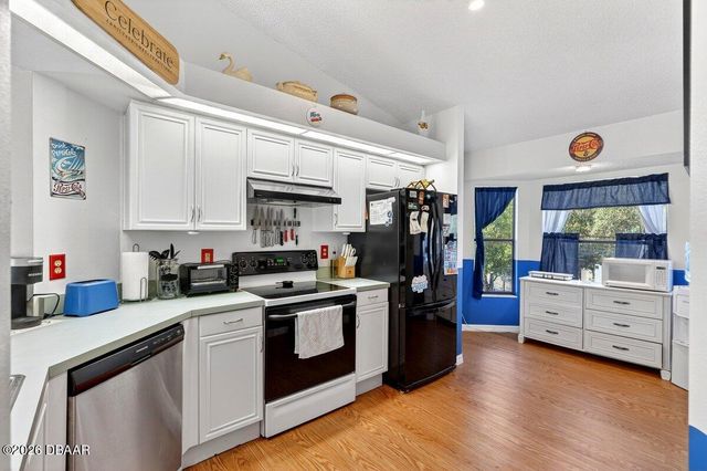 3044 Yorkshire Drive, Deltona, FL 32738