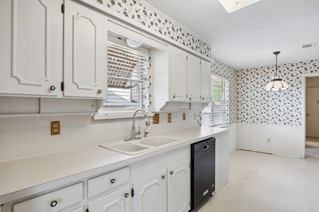 2001 Westridge Drive, Plano, TX 75075