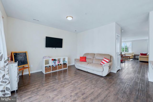 103B JAY ALY, Media, PA 19063