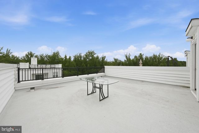 103B JAY ALY, Media, PA 19063