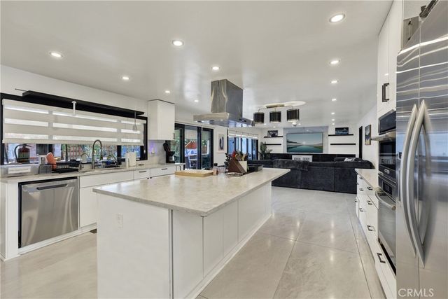 17928 Toiyabe, Fountain Valley, CA 92708
