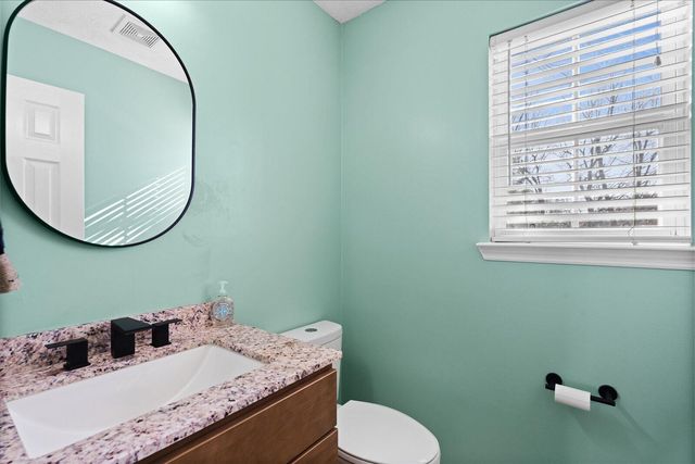 7010 Barleyfield Drive, Harrison, TN 37341